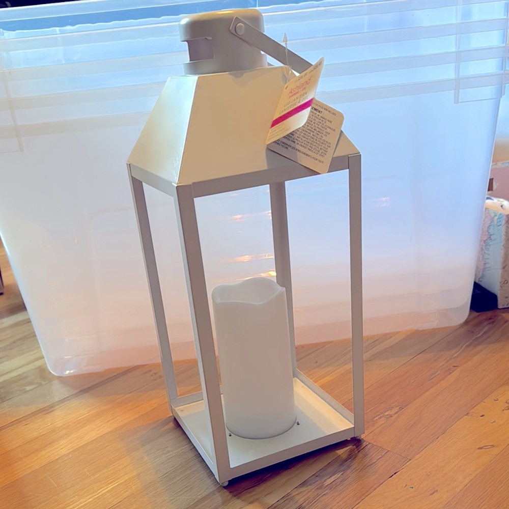 NWT Ashland White Lantern Accent Piece w/LED Candle